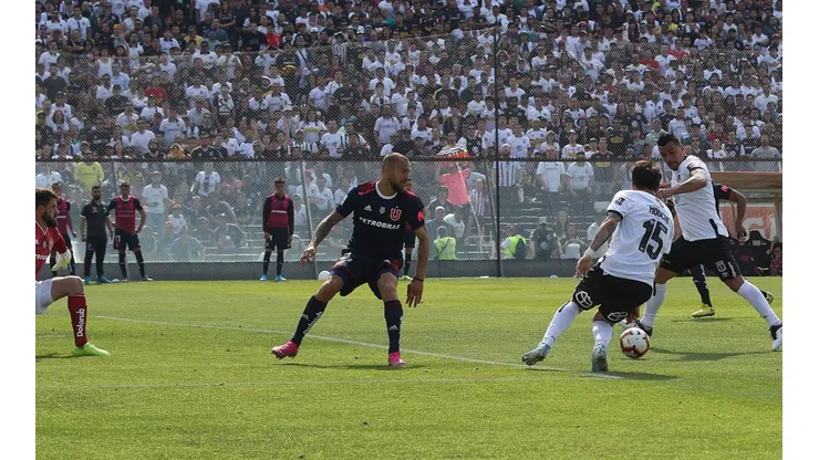 Colo Colo no está de acuerdo con propuesta de la U para definir el Chile 4