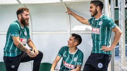 Con Carlos Colocho Contreras a la cabeza, Rodelindo Román puso a la venta su camiseta oficial.