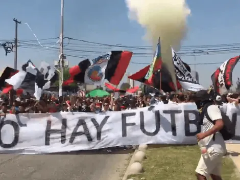 Sin justicia no hay fútbol: Hinchas de Colo Colo se manifiestan