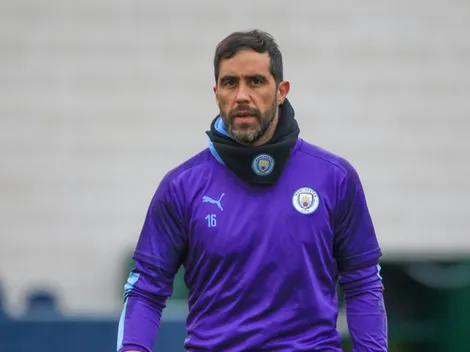 Claudio Bravo le para los carros a Jaime Mañalich : "¿En qué mundo vive?
