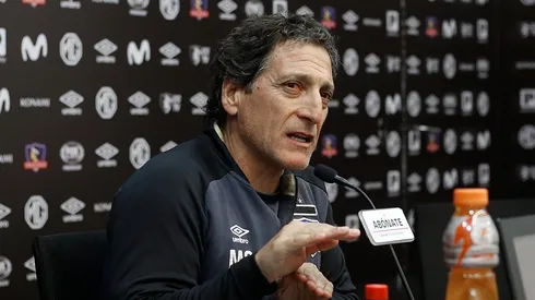 Mario Salas en conferencia