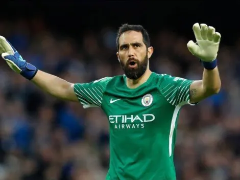 Claudio Bravo tiene tres ofertas para continuar su carrera en la MLS