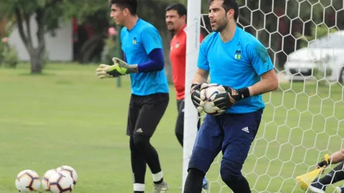 Claudio Bravo no fue a entrenar a Colo Colo por cercanía y comodidad