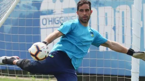 Claudio Bravo sorprende y aparece entrenando en O'Higgins