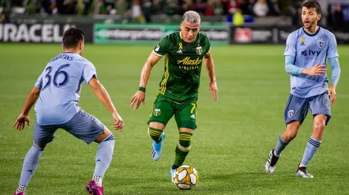 Brian Fernández se queda sin club