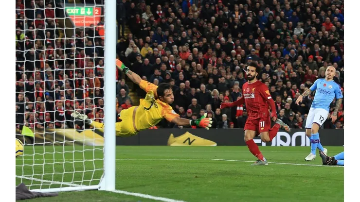 Claudio Bravo poco pudo hacer ante la contundencia ofensiva del Liverpool
