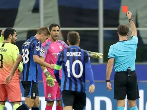 Claudio Bravo enfurecido por su injusta expulsión: "Gracias VAR"