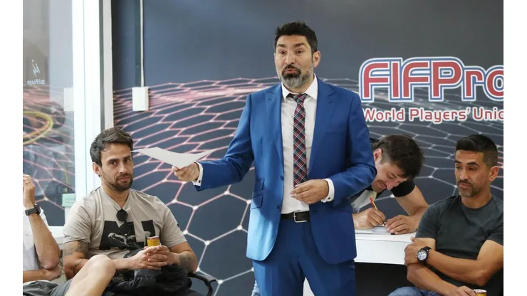 Gamadiel García asegura que hay futbolistas que necesitan que la actividad vuelva