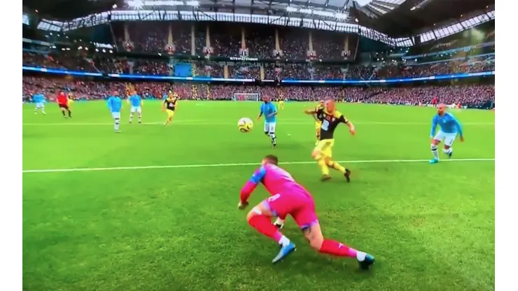 Ederson se manda flor de condoro en el gol del Southampton