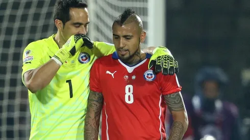 Claudo Bravo y Arturo Vidal antes del quiebre en la selección.