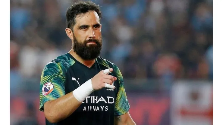 Sólido Claudio Bravo