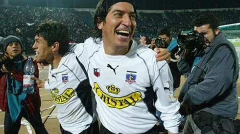 Iván Zamorano anotando por Colo Colo.