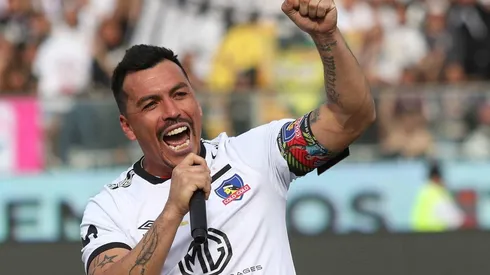 Esteban Paredes llama todos a la calle