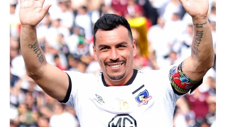 Paredes indignado con el show de los parlamentarios