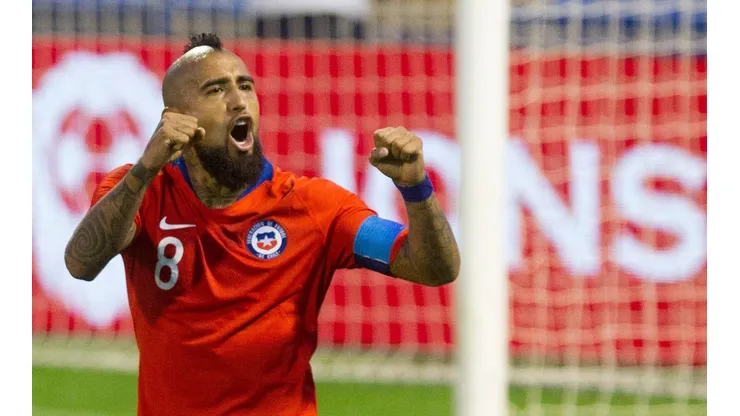 Arturo Vidal molesto con la represión