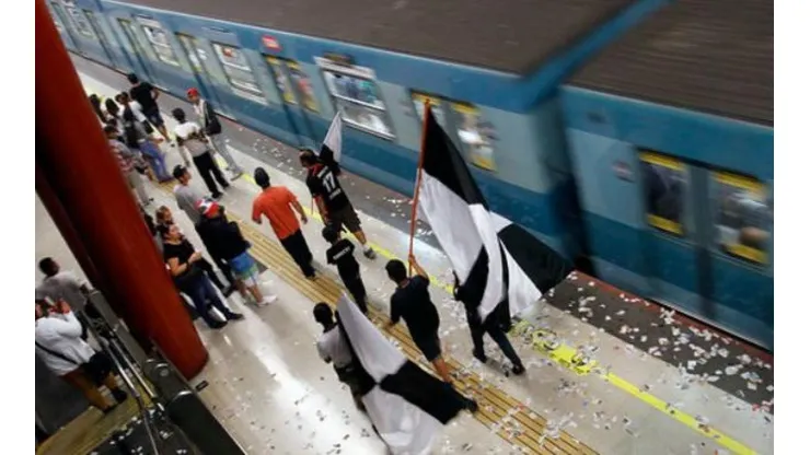 Metro de Santiago suspendido