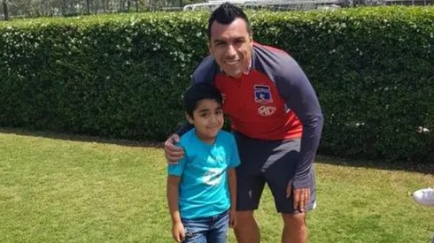 Pequeño fanático de Esteban Paredes cumplió su sueño