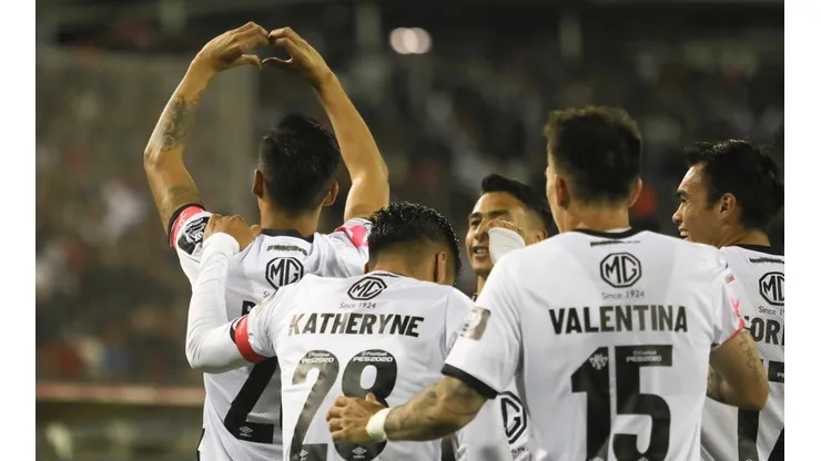 Colo Colo ad portas de jugar una competición conocida