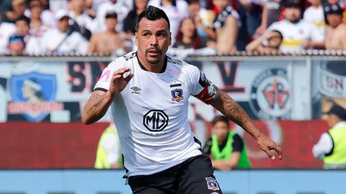 Paredes celebrando su gol 216