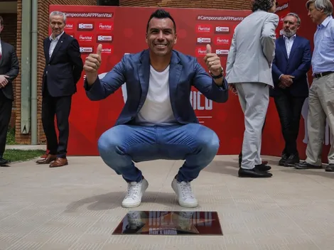 VIDEO | A lo estrella de Hollywood: Paredes recibe una placa en la ANFP