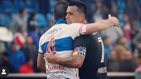 Los capitanes de la UC y Colo Colo.