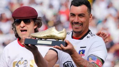 Paredes recibió varios reconocimientos por parte de Mosa