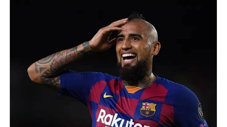 Arturo Vidal es titular en el Barcelona ante el Sevilla