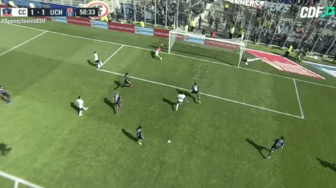Gabriel Suazo anota su primer gol ante la U