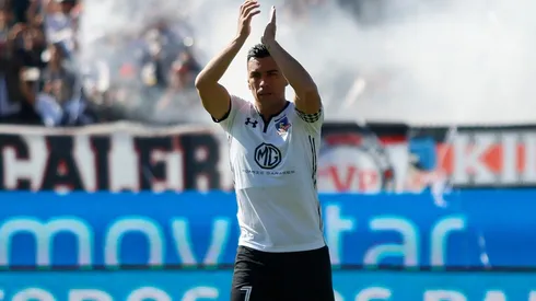 Esteban Paredes estaría jugando su último superclásico