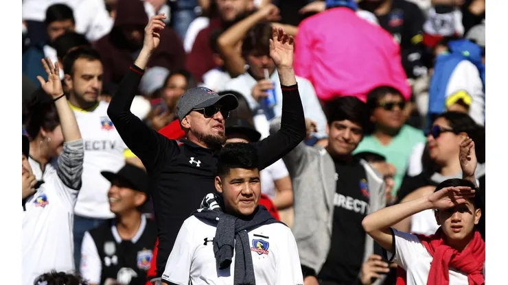 Hinchas en el Monumental