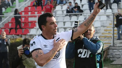 Esteban Paredes celebrando el gol 215