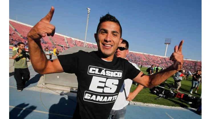 Felipe Flores celebrando un clásico