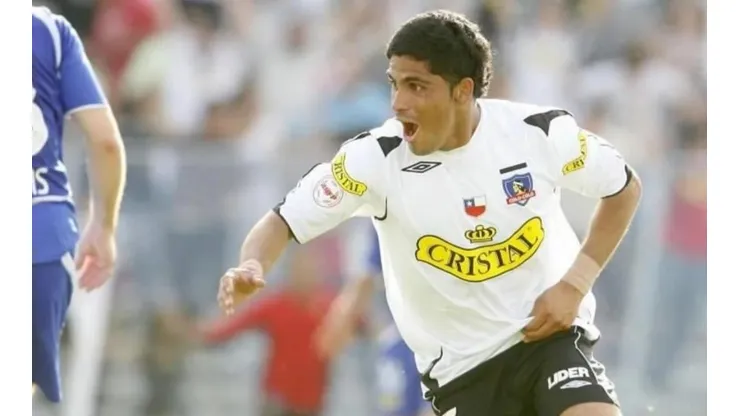 Riffo anotando en un clásico en el Monumental