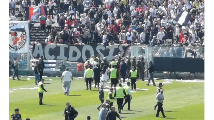 Hinchas a la cancha