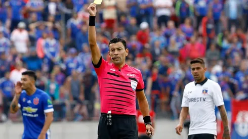 Roberto Tobar en un Superclásico