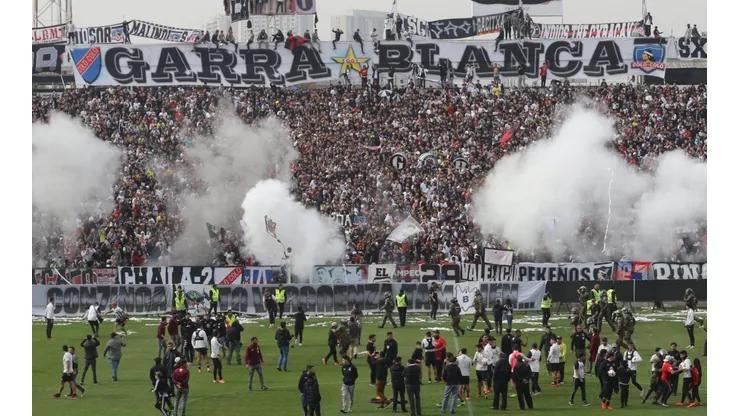 Hinchas en el último Arengazo