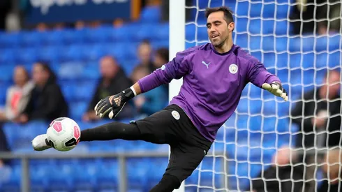 Bravo no es titular en el City