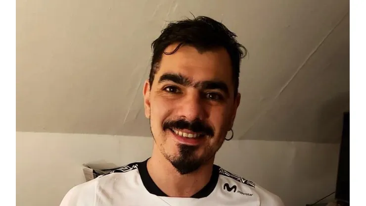 Max Vivar vivió un día especial con su nueva camiseta de Colo Colo