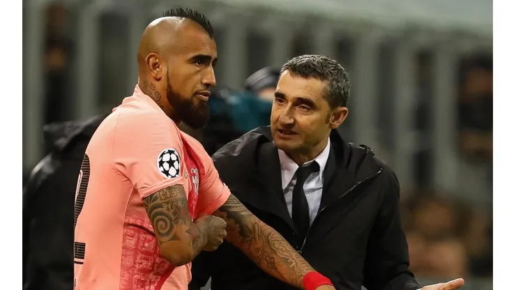 Ernesto Valverde con Arturo Vidal