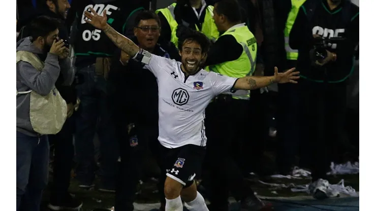 Valdivia celebrando su gol ante Antofagasta