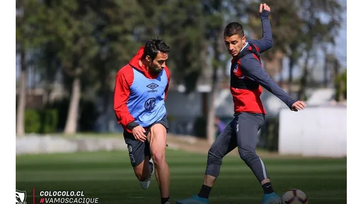 Carmona entrenando junto a Jorge Valdivia