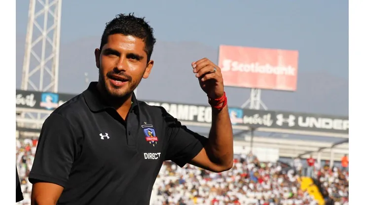 Riffo como ayudante técnico en Colo Colo