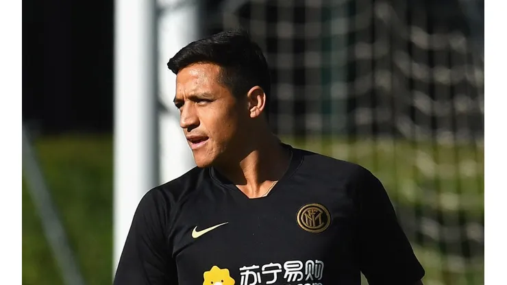 Alexis Sánchez arrancaría desde el banco en el Inter de Milán