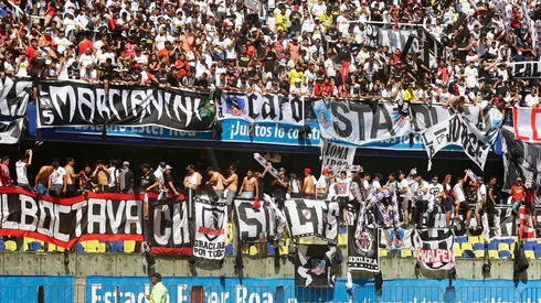 Hinchas de Colo Colo en el Ester Roa