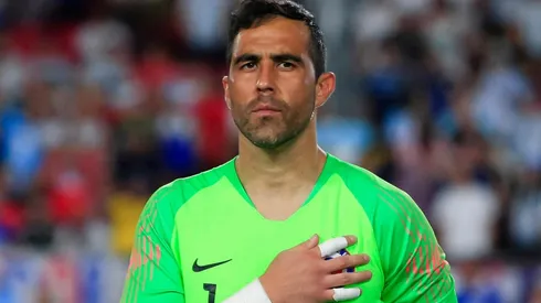 Claudio Bravo podría ser capitán en el encuentro ante Honduras