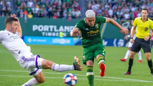 Brian Fernández no para de hacer goles