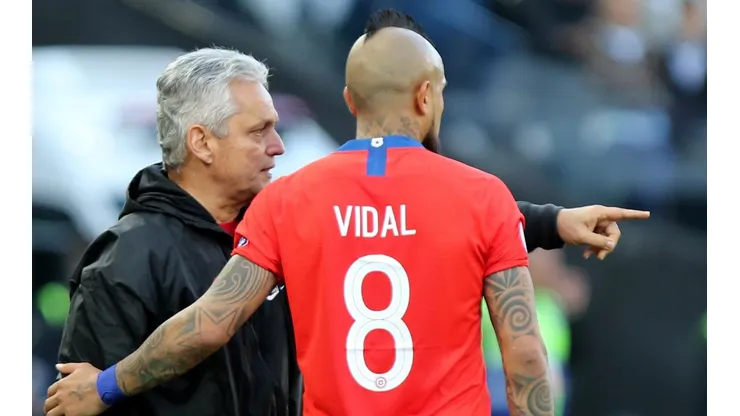 Reinaldo Rueda sobre la ausencia de Vidal y Medel