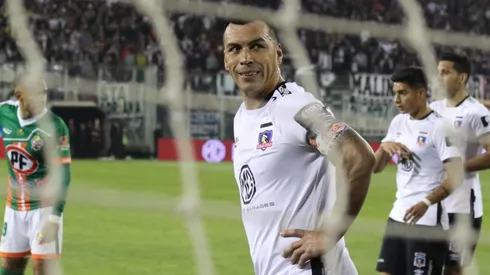 Esteban Paredes agradece el apoyo de los colocolinos