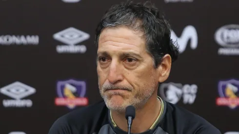 Ni el DT podrá estar en el duelo de este sábado.