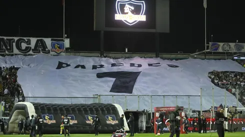 La camiseta gigante de Paredes